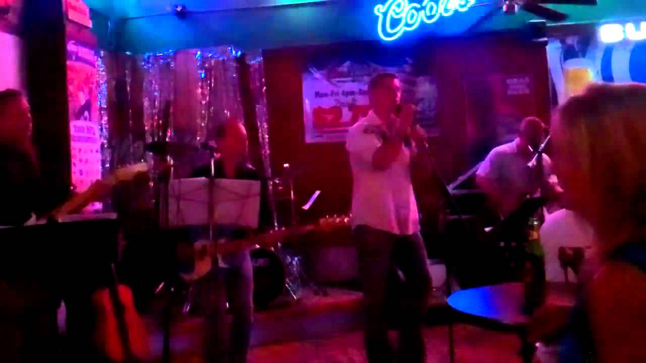Roadhouse Blues cover by The Doors