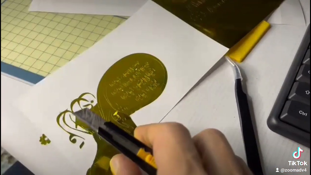 الكتر بلوتر في مجال الريزين #resin #resingifts #resinarts #ريزين 👌🎖️