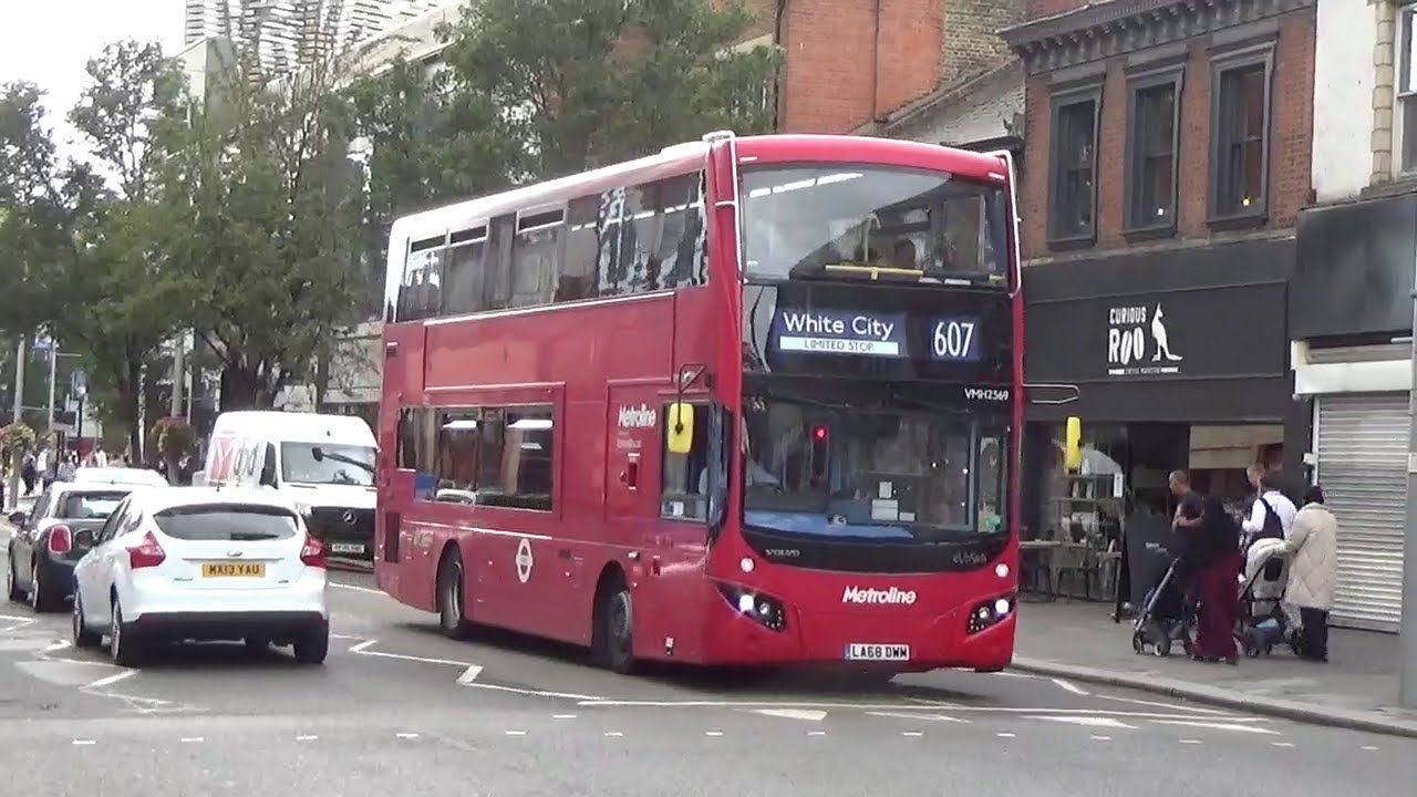 London Buses 2022-Ealing Broadway Variety