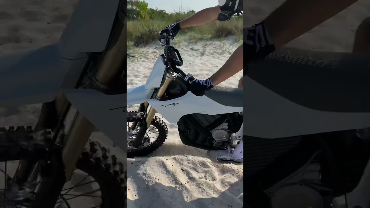 БЕЗУМНЫЙ электровелосипед с открытыми дверями!
