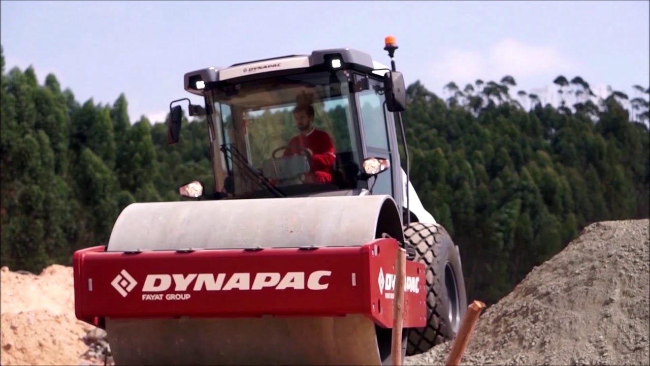 Dynapac CA30 Roller // Specs