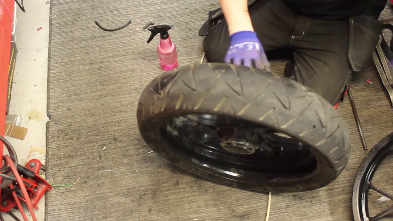 Restoration of a Rieju MRX - By Rexxy - Part 2. SM Wheels