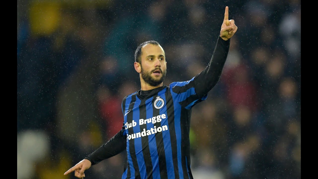 Victor Vazquez - Spanish Magician