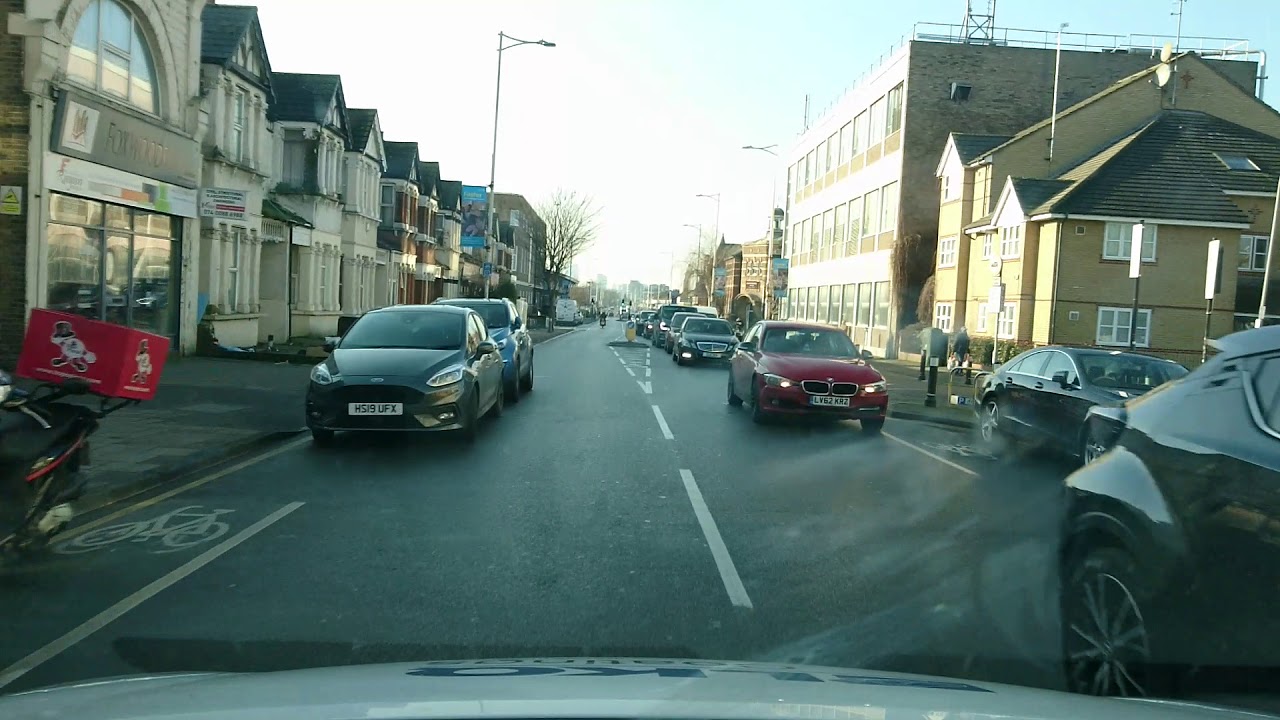 Chadwell Heath RM6 to Seven Kings IG1 (Dents UK) 210120