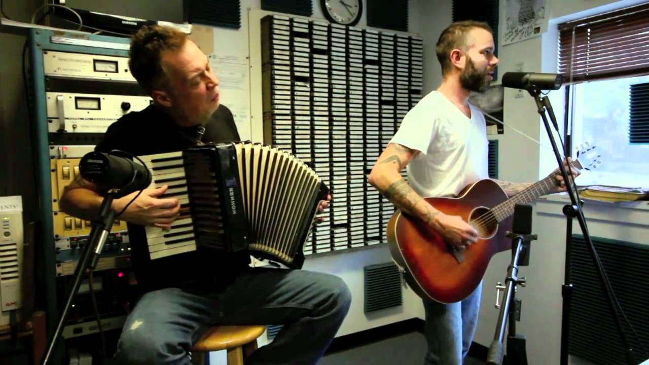 Lucero - Mine Tonight