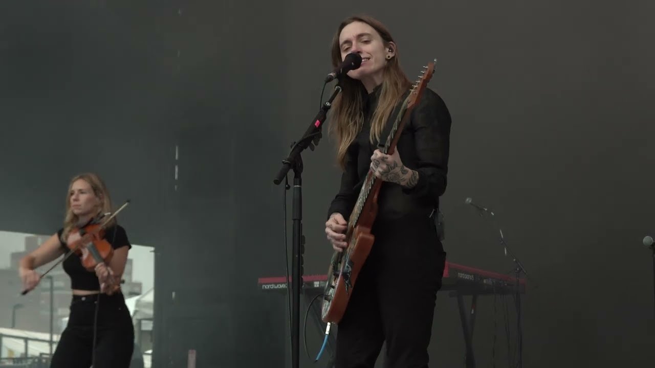 Julien Baker - Favor (All Things Go, Forest Hills Stadium, NYC 9/29/24)