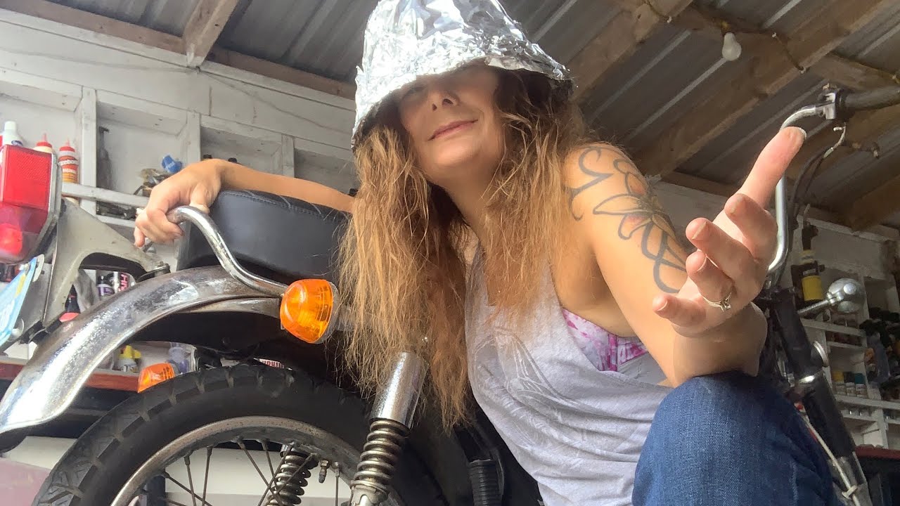 Can you restore rusted chrome with aluminum foil?