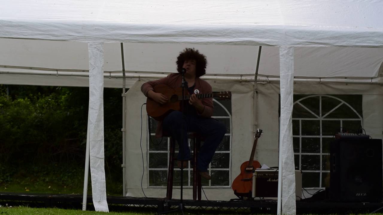 jonathan coley  at Glastonbrow festival 2016