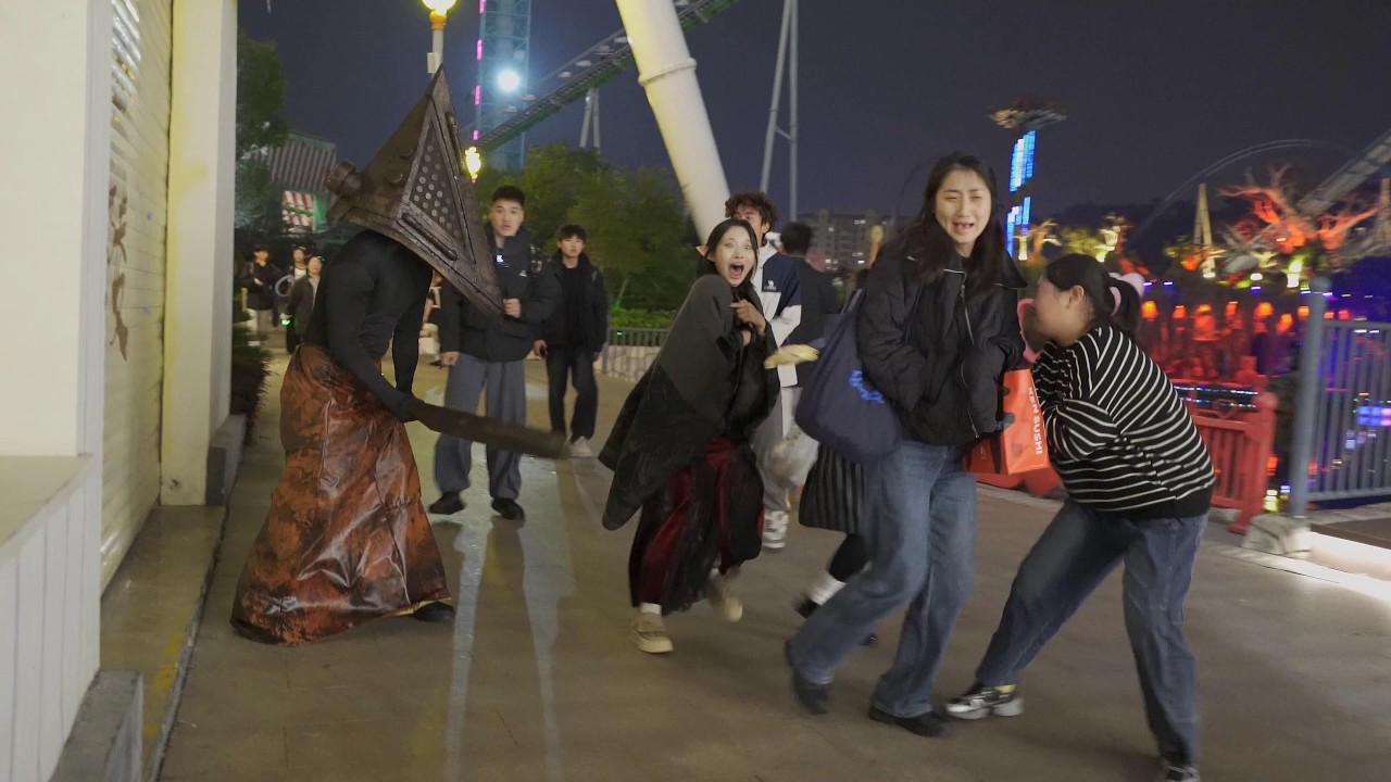 如果你在萬聖節裝扮成三角頭（Pyramid Head）去惡作劇，會發生什麼事？
