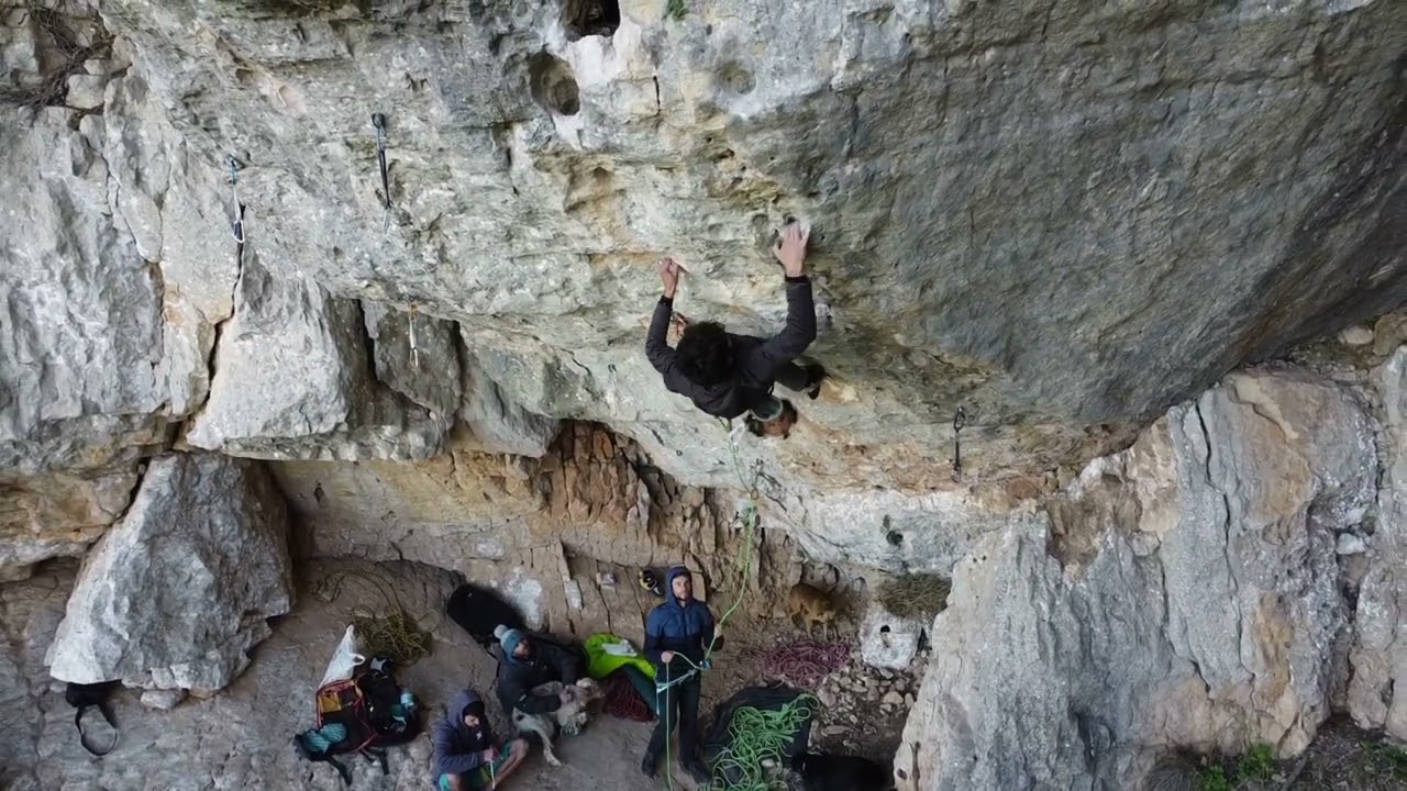 Ciudad de Dios 8a/+ La Bola (Pic del Frare) Mario