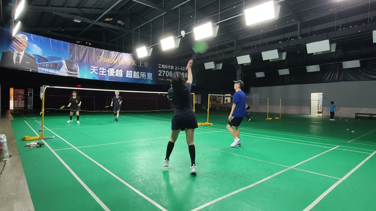 2/15 Game 21 蕙君強哥 21 : 19 張信源興 #混雙 #福雅羽球會館4號場地 #badminton 