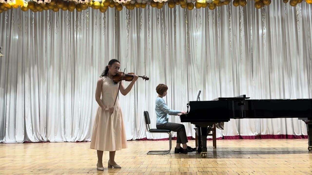 Wieniawski Polonaise in D-dur, Op.4. Samira Akhadova.