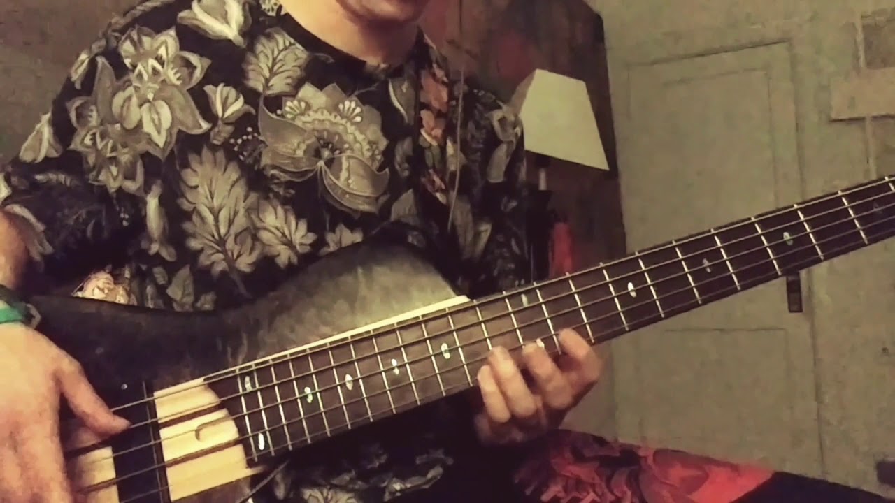 5 string Bass, EADGC tuning