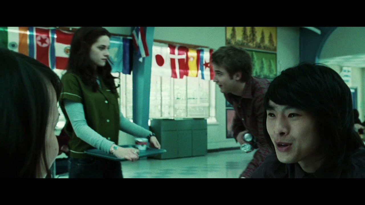 Bella Swan vs Bella Cullen edit