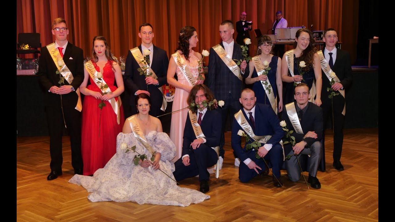 Půlnoční překvapení třídy 4. Mm (Maturitní a absolventský ples, Střední škola Aloyse Klara, 2023)