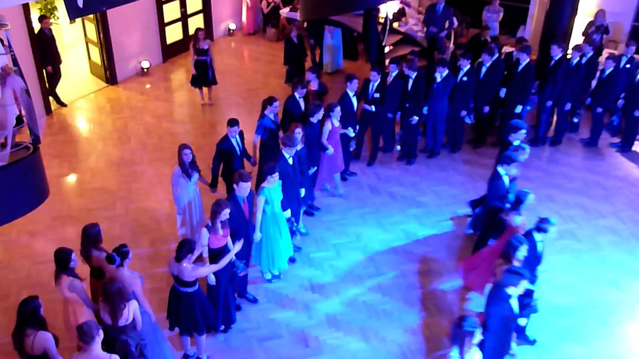 Slavnostní nástup taneční Vavruška 2015