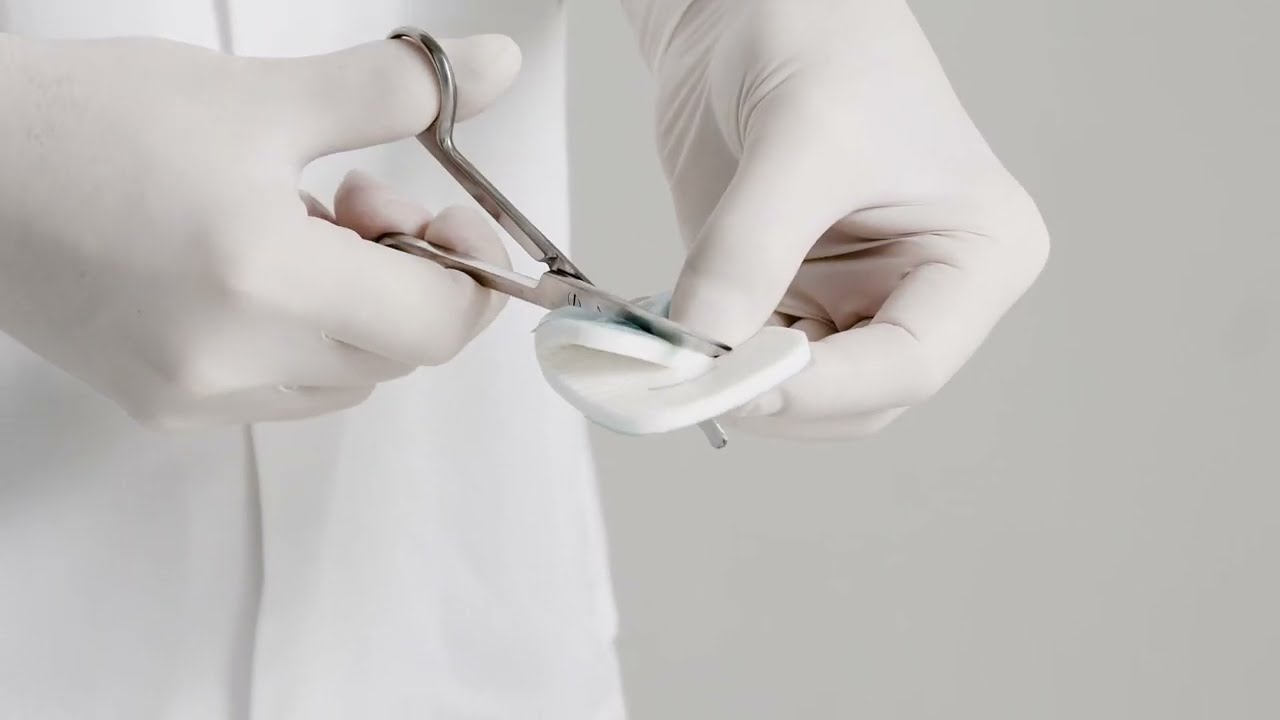 Biatain Silicone Non-Border Cutting Guide - Around finger