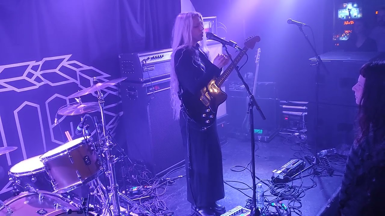 Sylvaine - Eg Er Framand (Norwegian traditional) live @ Bad Bonn Switzerland @sylvainemusic