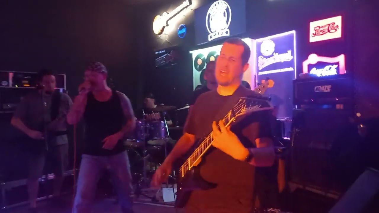 Kereszttűz - Árnyékháború (live) - 2024.04.12.