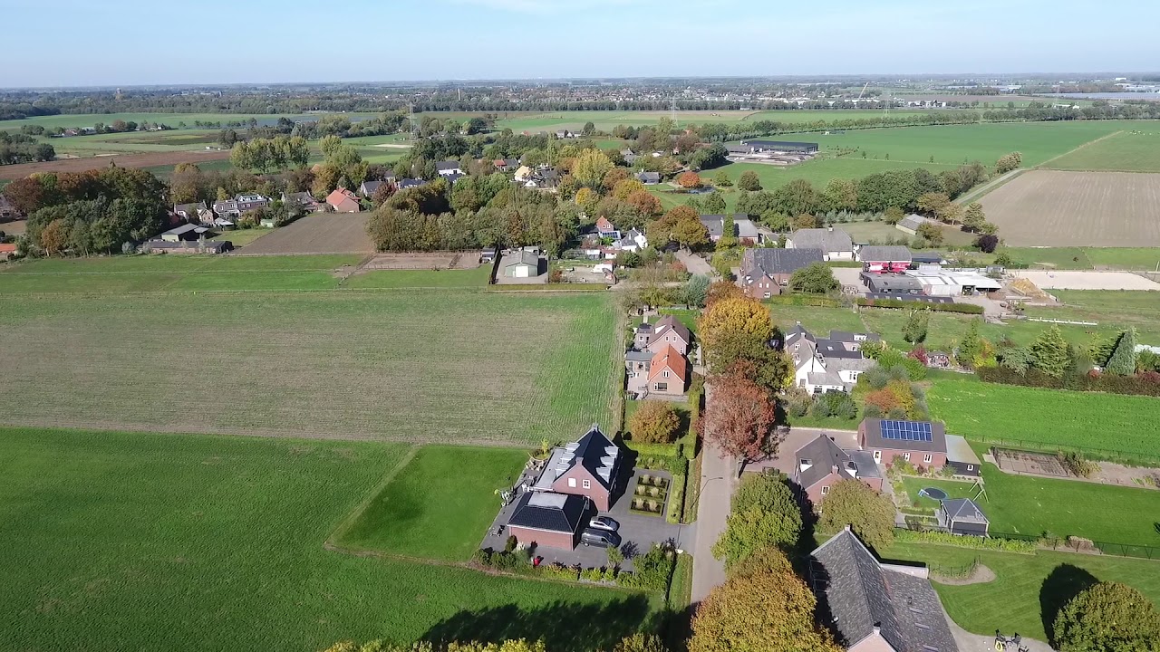 Drone vlucht Den Hout - Achterstraat, Heuvel en Akkers