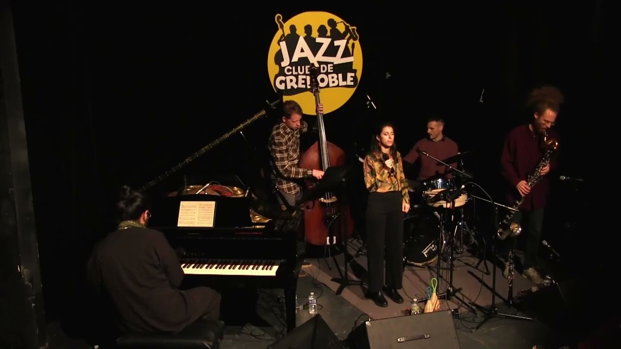 Luciana Morelli Group : Two sides