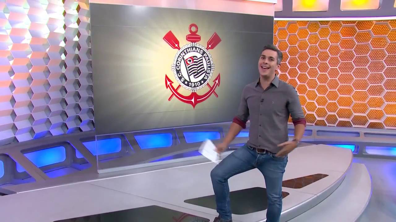 Alexandre Pato é reintegrado e volta a treinar no Corinthians (06/07/16)