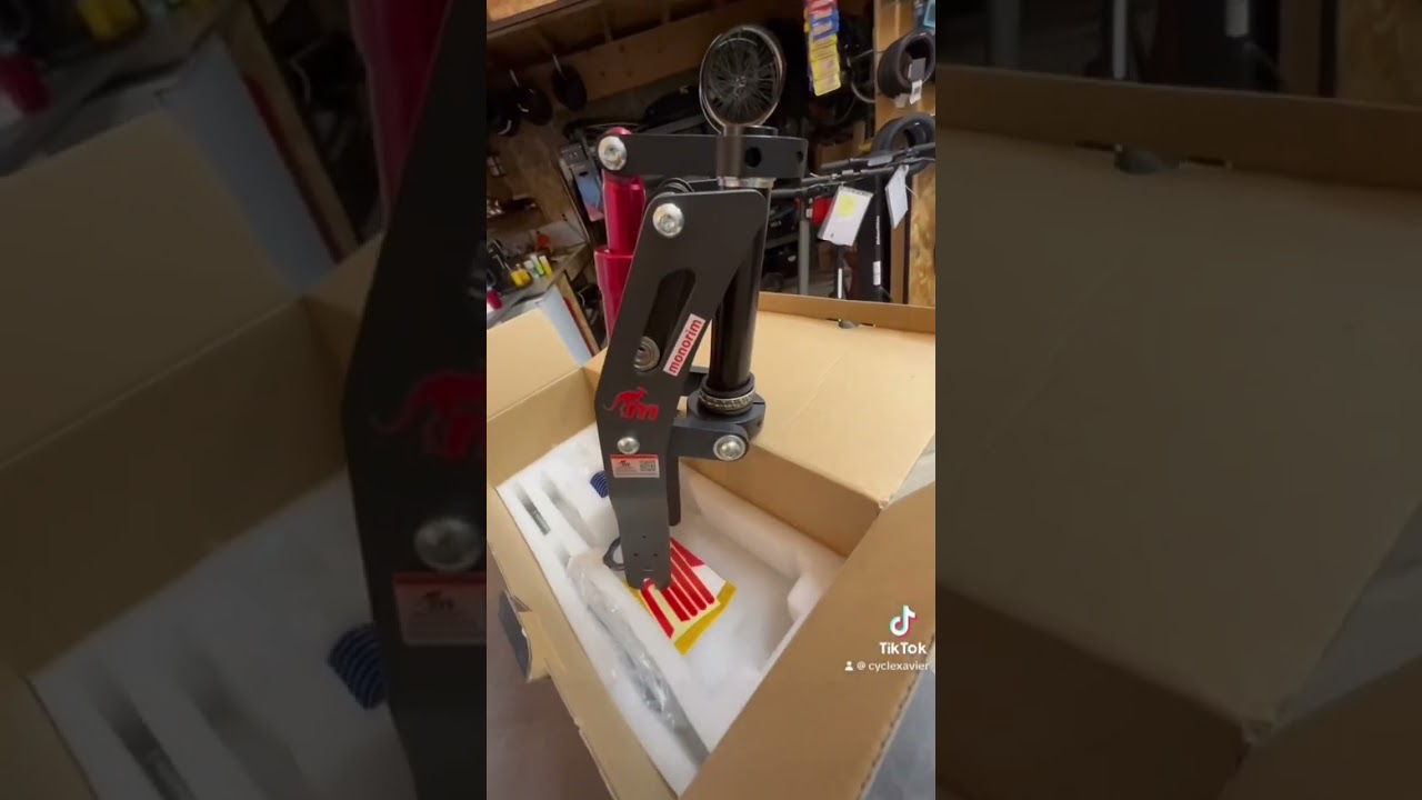 Montage fourche MONORIM sur XIAOMI M365