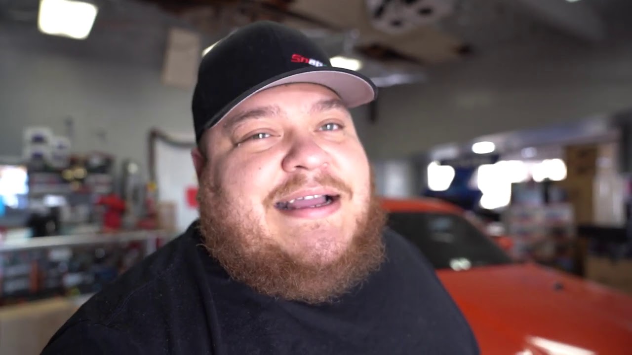 Чино Дропз, внешние динамики на его грузовике — это JL Audio M3.