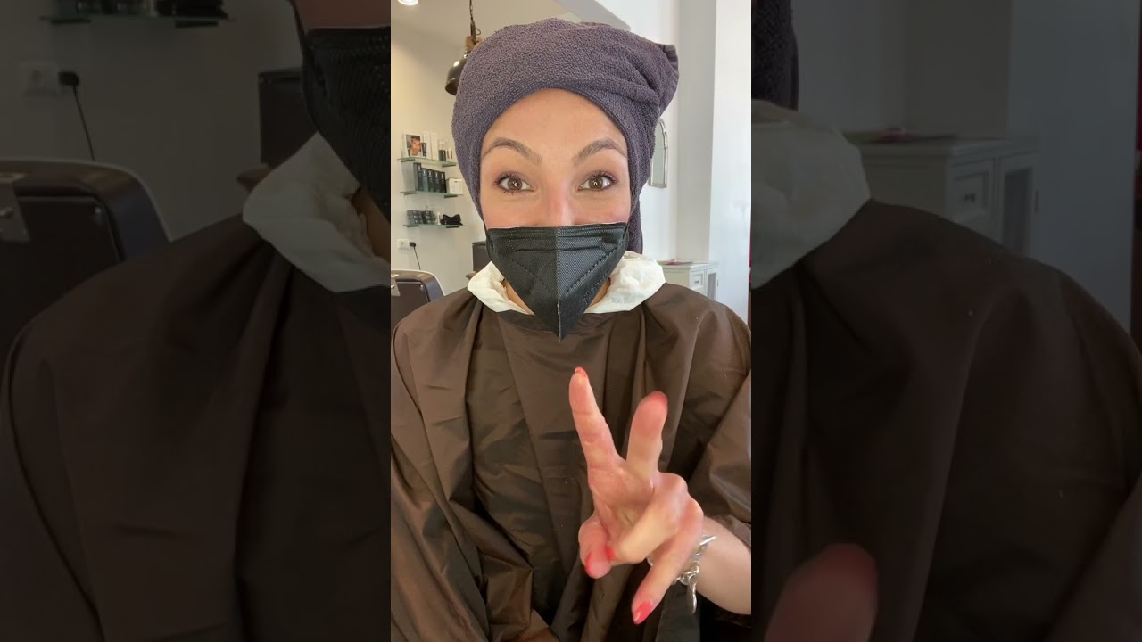 Begleite mich zum Friseurbesuch ins Haar-Scharf