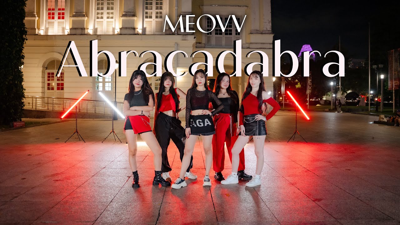 [ONE TAKE - KPOP IN PUBLIC] MEOVV 'Abracadabra' DANCE COVER | in SINGAPORE