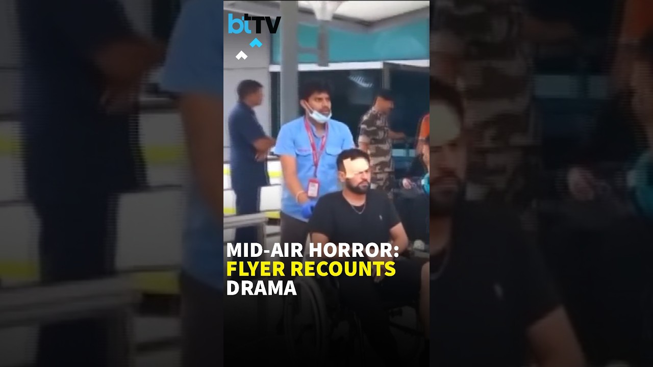 &laquo;Самолет наклонился на 3 минуты&raquo;: пассажиры рейса Air India Пхукет &mdash; Дели рассказали об ужасе в п...