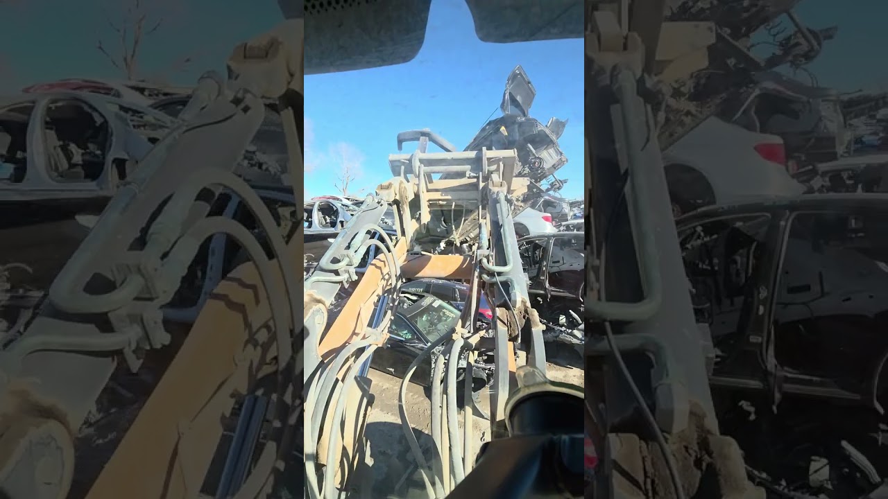Crushing vehicles into bundles of 3