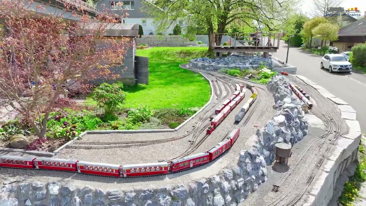 Spektakuläre Drohnenaufnahmen unserer RhB Gartenbahn in 4K (LGB Modelleisenbahn)