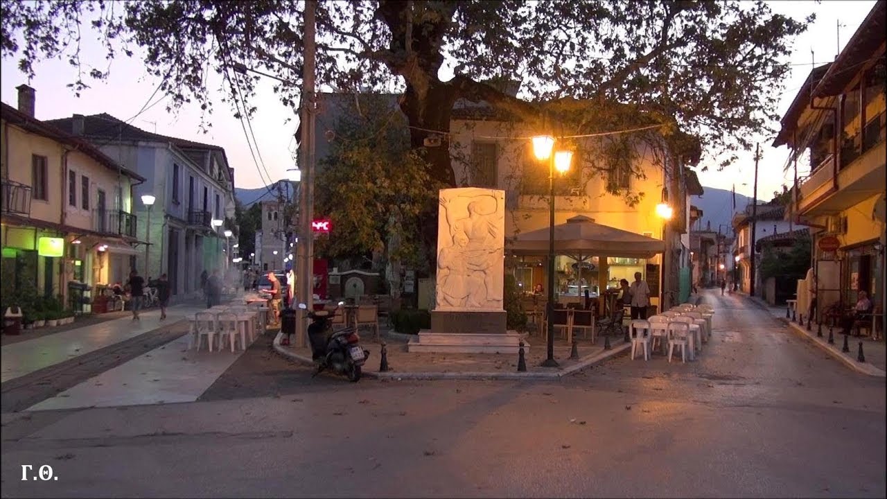 Απογευματινός  περίπατος στο κέντρο της Γουμένισσας 