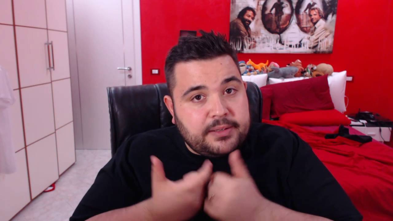 Sono Peggio di HITLER...Dovete Stare Tutti Zitti!