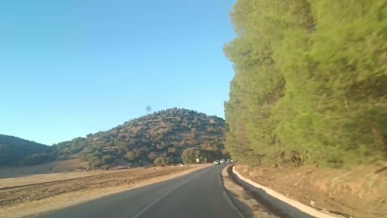 فيرمات للبيع أراضي فلاحية طريق بولمان عنوصر صفرو محافظه تيتر 0679444657  همييزززاات 
