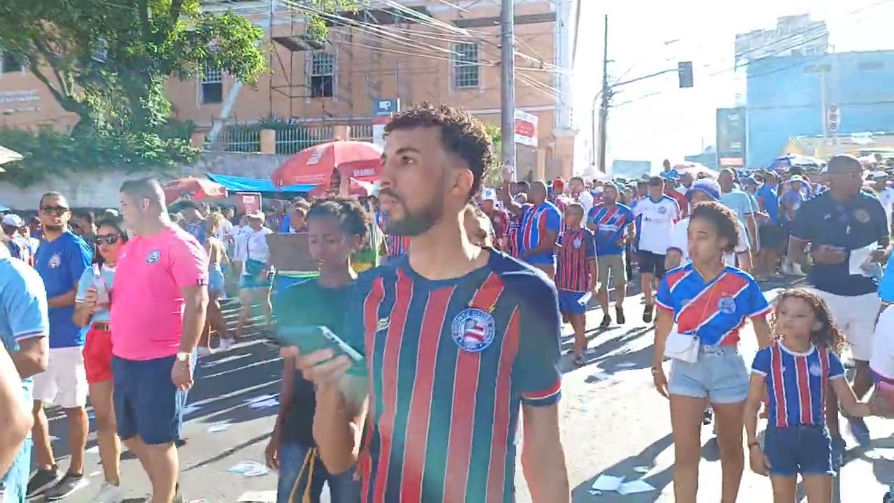 ESSA TORCIDA DO BAHIA É FANTÁSTICA!!!LEVOU O TIME NA MARRA PARA LIBERTADORES!!!