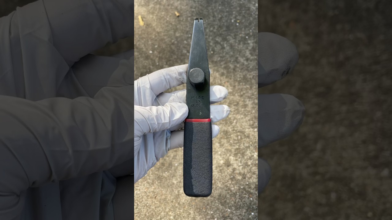 This Tool Makes Re-booting A CV Axle Easy!! #CVAxle #CVAxleBoot #tools