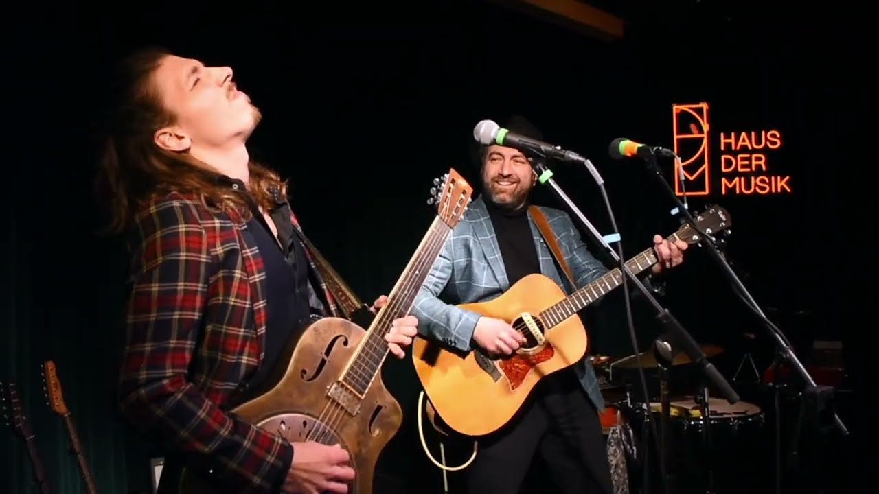 Daniel Tortoledo & The Sound Machine | I Ain't Slowing Down (House of Music)