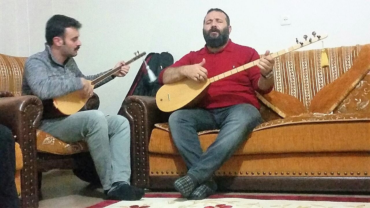 Kasım Ülker & :Cihan Çengiz  SABAHTAN UĞRADIM BEN BİR FİGANA