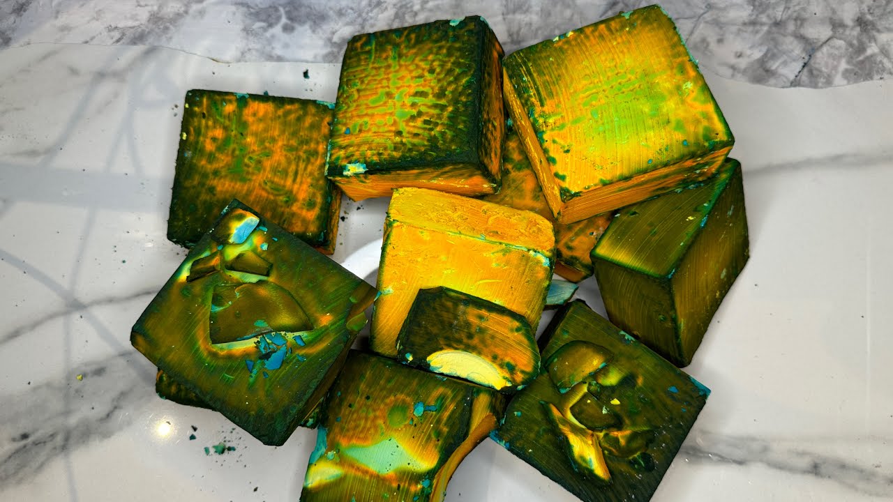 Green Blast | Oddly Satisfying | ASMR | Gym Chalk Crushing