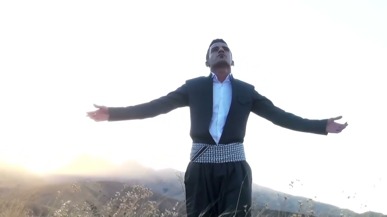 Goraneki shad motaleb karimi - bewafa nim