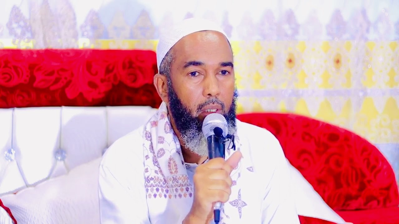 Jawaabta Dadka yidhaahda:“Raggu Dumarka waxba uma dhigi karaan, ama Hal Guri iskuguma iman karaan”