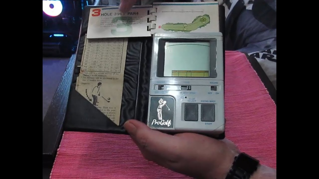 A quick look at my  Bandai Pro Golf console 1984