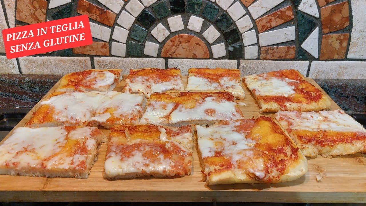 PIZZA IN TEGLIA SENZA GLUTINE,  MORBIDA E GUSTOSA.