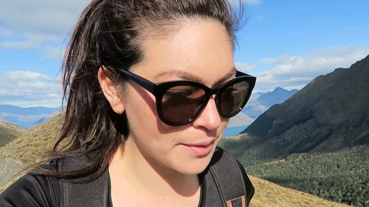 HIKING BEN LOMOND // Queenstown, New Zealand