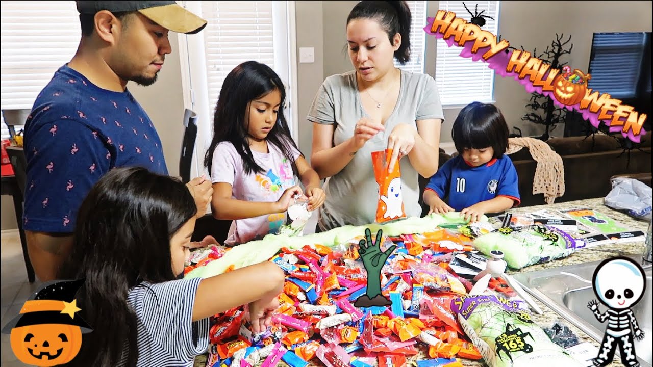 HALLOWEEN TREAT BAGS 2019! 🎃