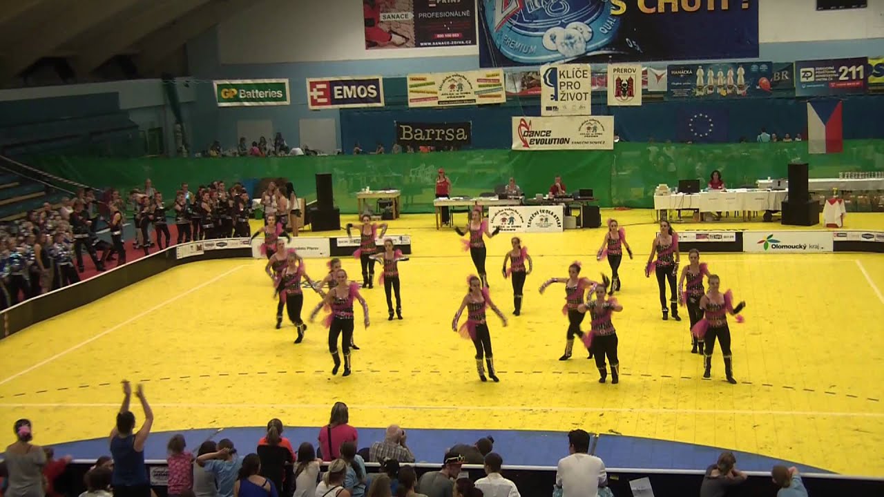 Junioři - Just dance!