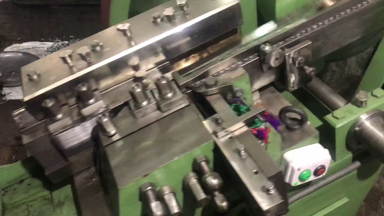 Bolt Making Machine With Vibrator bowl feeder