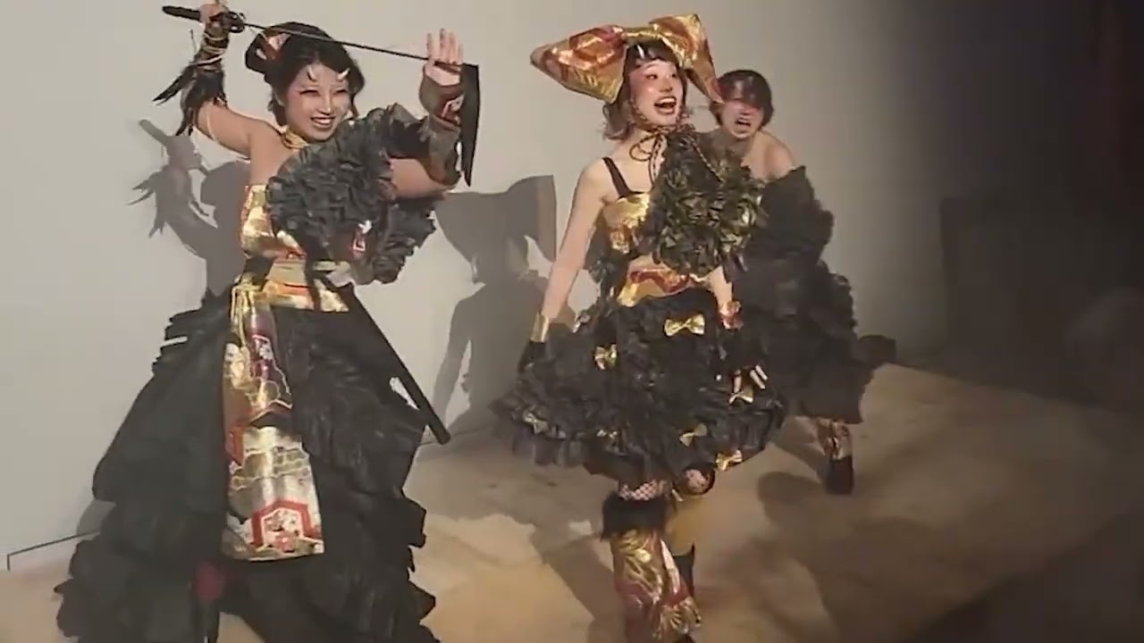 251129 SMASELL GZO BomBomDress